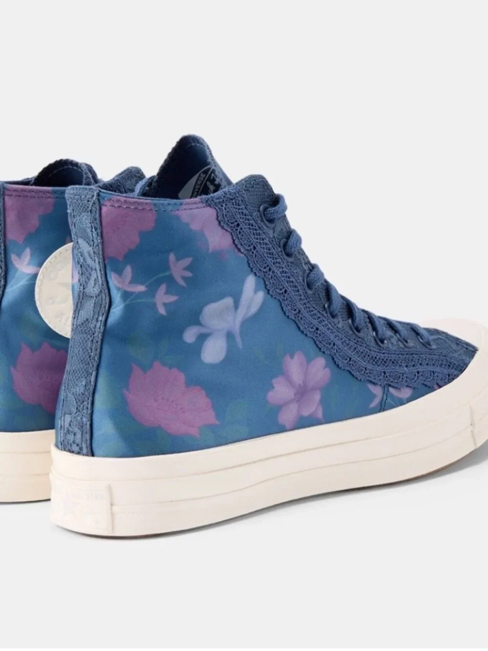 NEW Converse Women’s 8.5 Chuck 70 Blue Floral Satin Hi Tops NWT